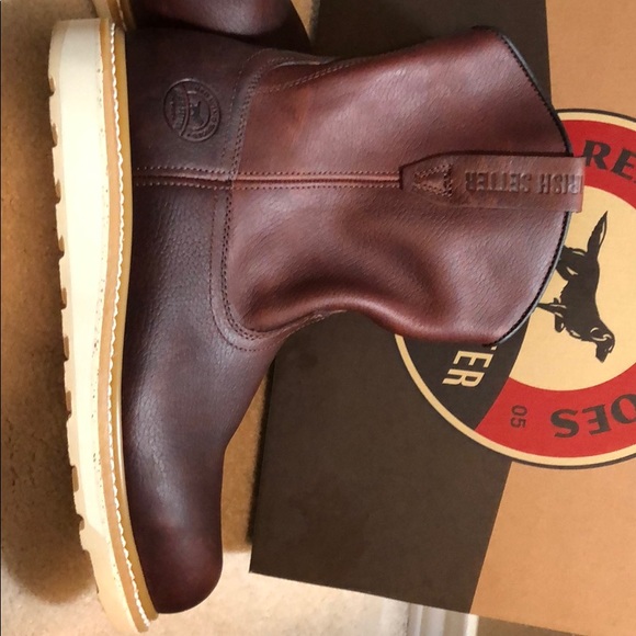 Red Wing Irish Setter brand steel toe work boots - Picture 4 of 5